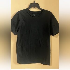 NWOT Goodfellow Black T-shirt Men's Short Sleeve Size M…#594